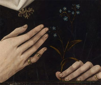 hands with the knuckle rings