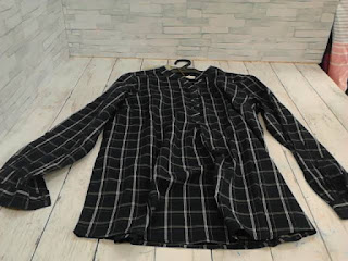 未使用品　１１０７７　レディース服　チュニック　７９０円