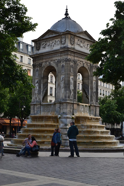 Paryż z dziećmi - od Łuku Triumfalnego po Katedrę Notre Dame.