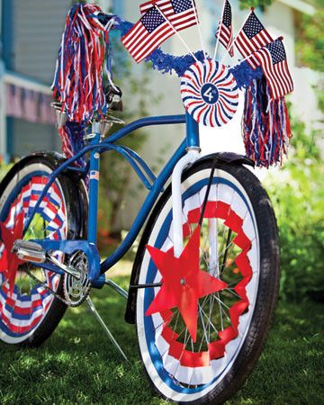 Kids can make easy crafts by themselves and decorate their bike on Independence Day.  