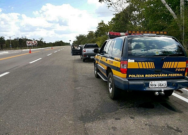 Carnaval: PRF registra mil carros por hora chegando ao Litoral do Piauí