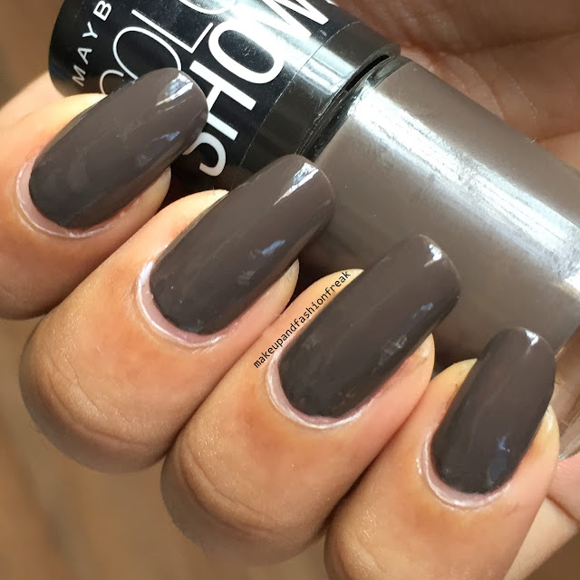 5 Nail Polishes To Try This Fall