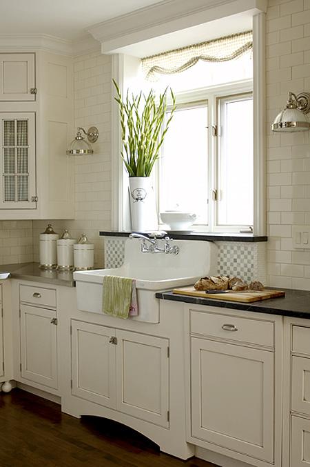 White Kitchen Cabinets with Farmhouse Sink
