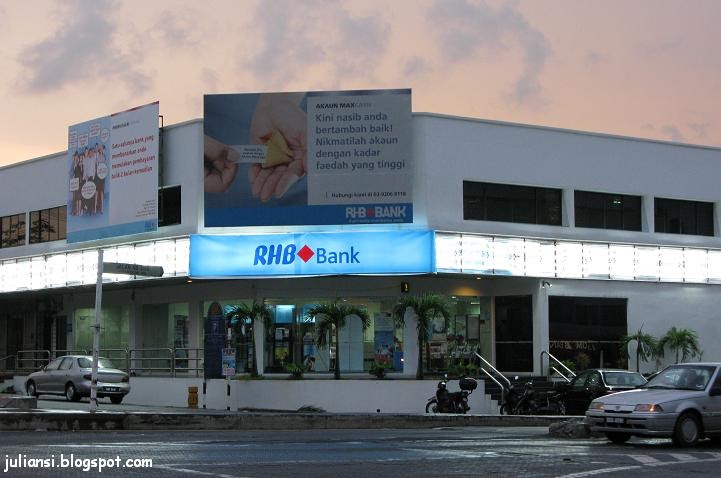Jules eating guide to Malaysia & beyond: RHB has a new logo