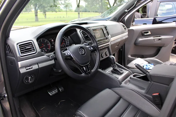 VW Amarok V6 - Interior