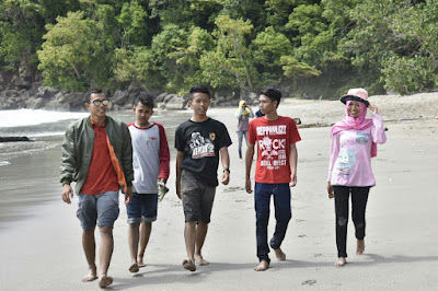 Pantai Nanggelan  Yang indah nan eksotis Menyimpan Keindahan Tersembunyi - Tempurejo (JEMBER)