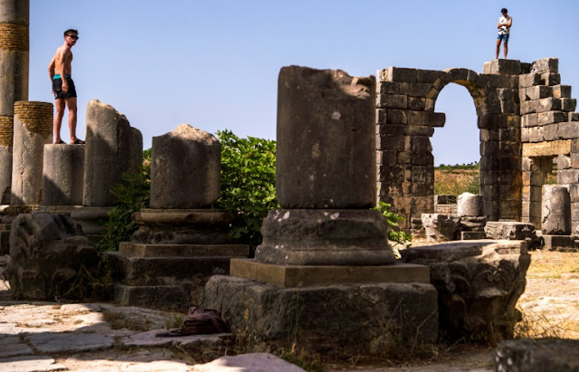  Situated inward a fertile apparently at the pes of Mount Zerhoun For You Information - Morocco’s ancient metropolis of Volubilis rises again