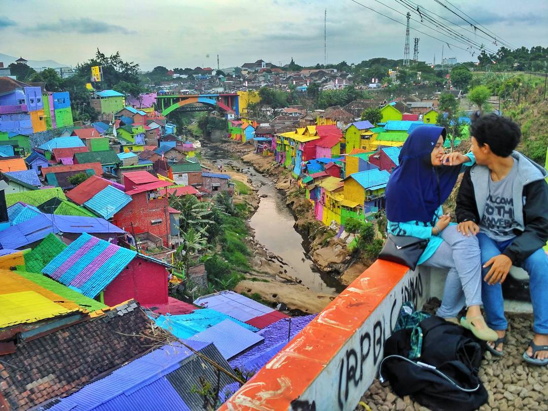 Kampung Warna Warni Kota  Malang  Menjadi Destinasi Wisata  