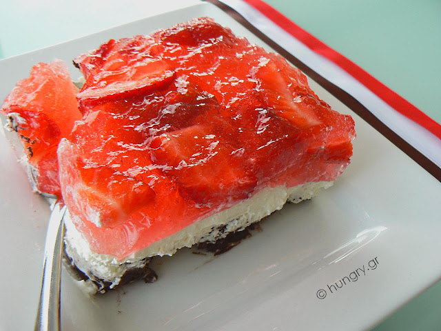 Strawberry Oreo Dessert