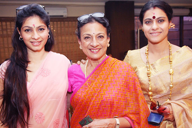 Kajol  with mother Tanuja and Sister Tanishaa Mukherjee 
