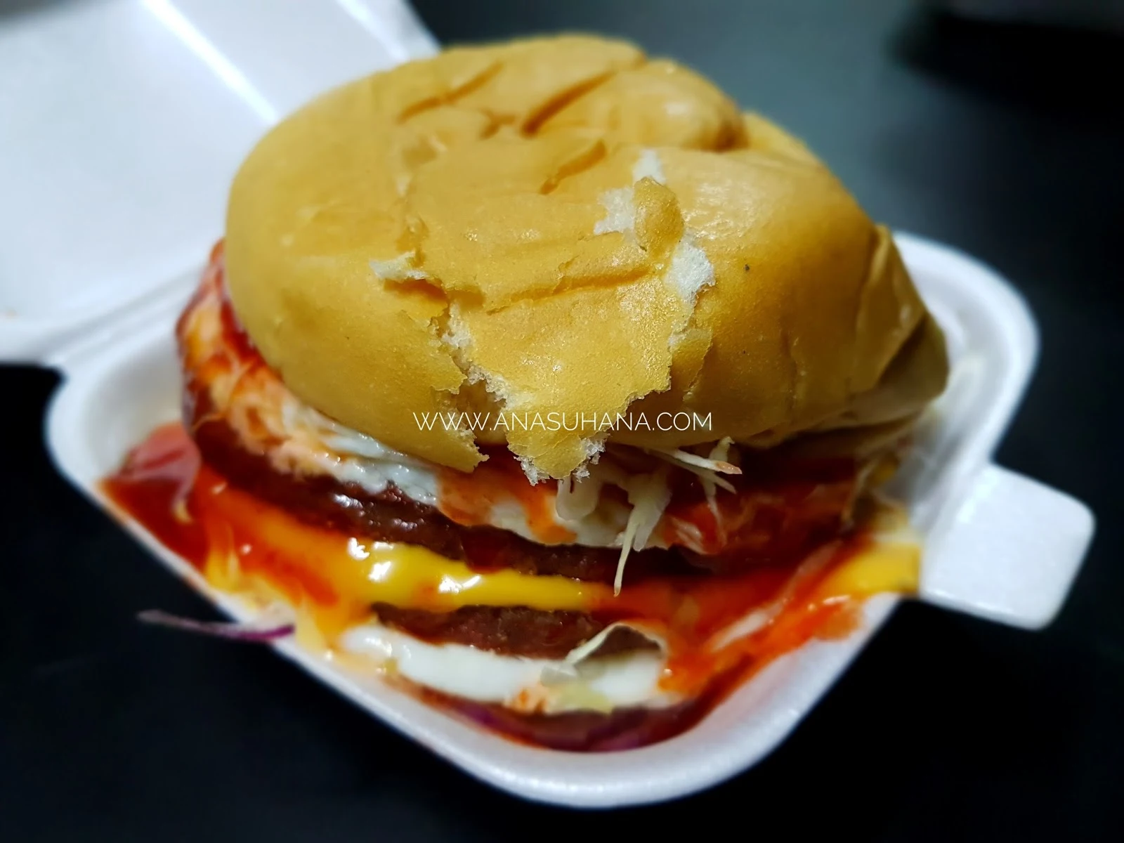 Burger Ramly Tetap Burger Lejen