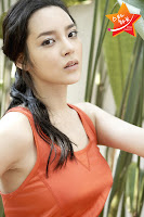 Park Si Yeon