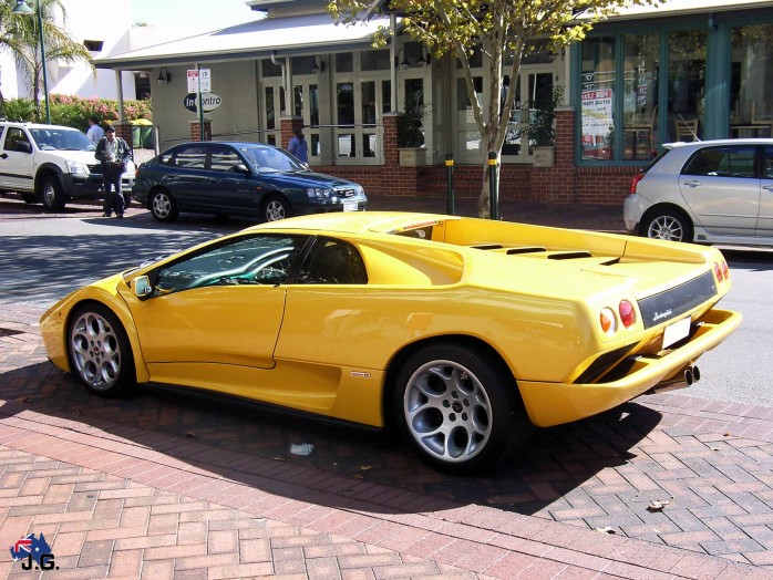 Super Lamborghini Diablo Cars Wallpaper