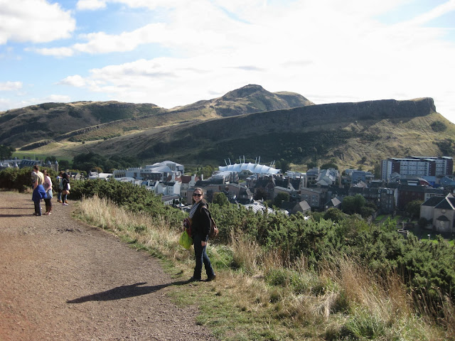 {ErinOutandAbout} Edinburgh Afternoon