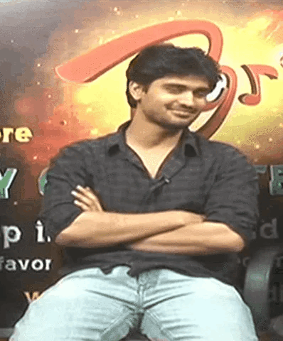 Arjun Kalyan feels Uncomfortable - Adjust Dress