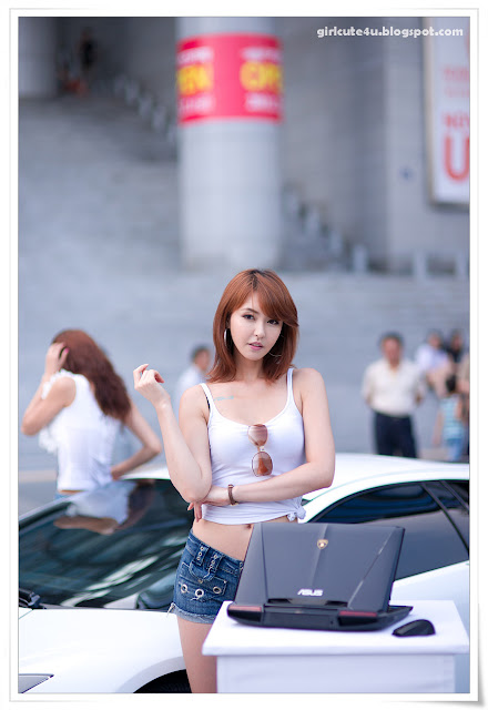 23 Kang Yui-ASUS Lamborghini VX7 Roadshow-very cute asian girl-girlcute4u.blogspot.com