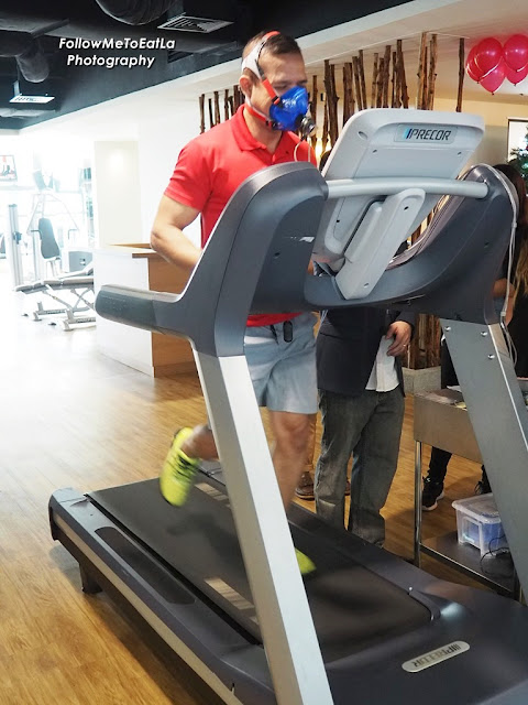  Mohd Zaidi, Senior Personal Trainer Demonstrates The Vo2 Max Test