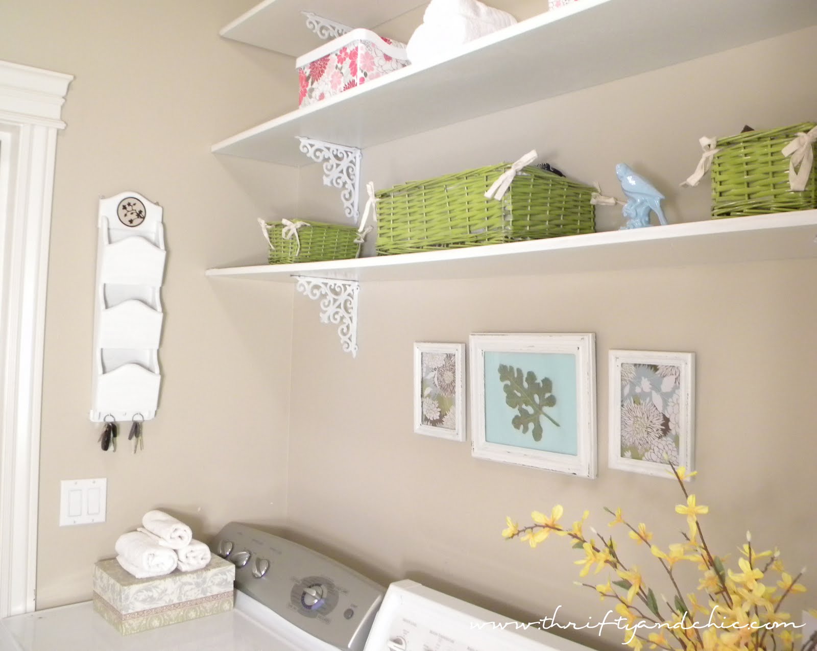 Light and Bright Laundry Room @ Thrifty and Chic title=