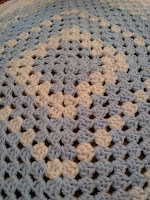 Susana Neiger charity crochet: Blue-White Granny Square