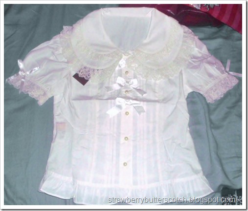 Bodyline blouse l015 before a little alteration.  It's a decent blouse for those into lolita fashion, with a couple of changes.