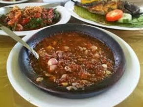 http://dokterfoodies.blogspot.com/2017/04/sambal-gami-seafood-khas-kalimantan.html