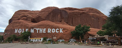 Utah, U.S. Highway 191, Hole ‘N the Rock.