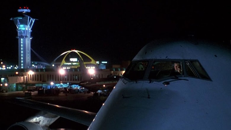 Turbulence: abróchense los cinturones 1997 online gratis español 