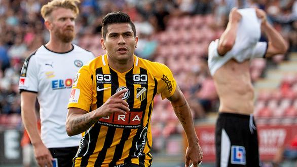  Paulinho hjälte för Häcken - sänker Örebro efter omdiskuterat mål