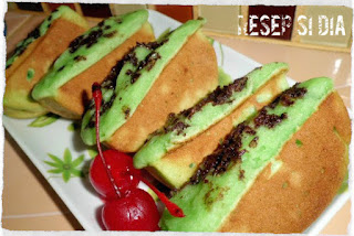 kue basah tradisional dari tepung terigu.jpg