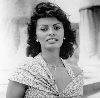 sophia loren pics 2012