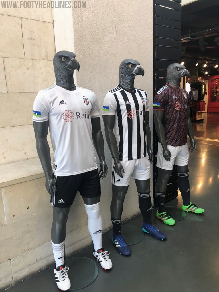 Beşiktaş's 2021/21 away kit will allegedly feature a 'eagle feather'  pattern on the front. : r/besiktas