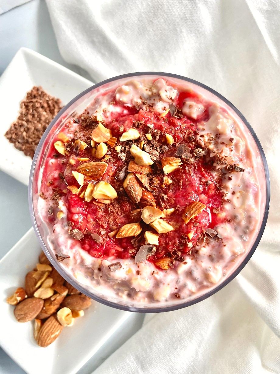 Raspberry Overnight Oats