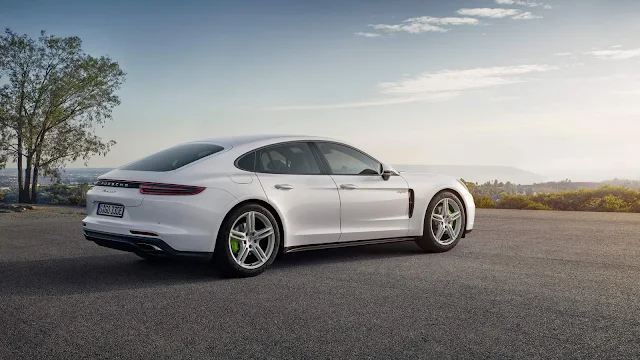 Porsche Panamera 4 E-Híbrido