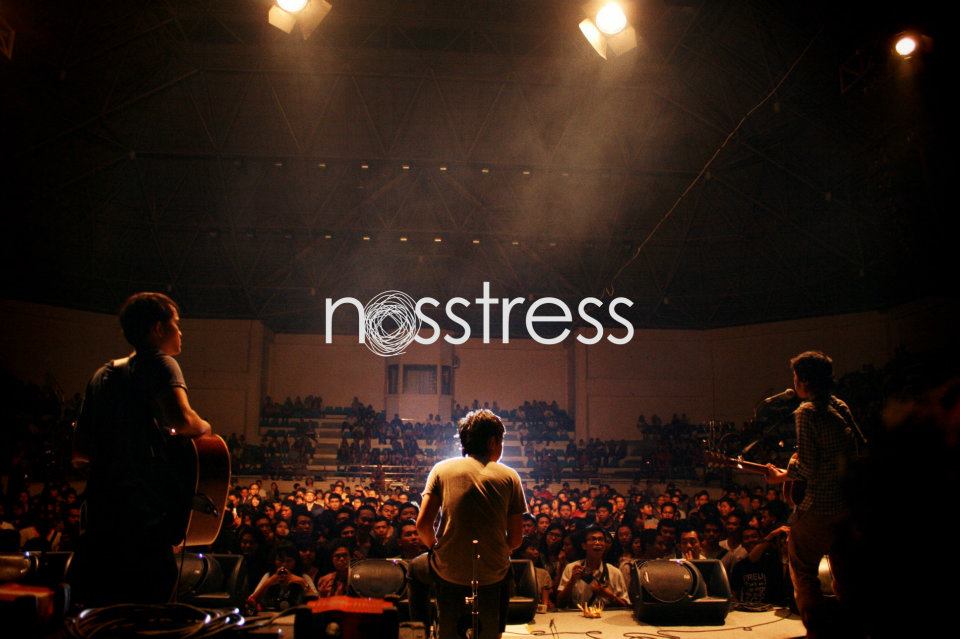 DOWNLOAD KUMPULAN LAGU NOSSTRESS BALI - andygratislagu