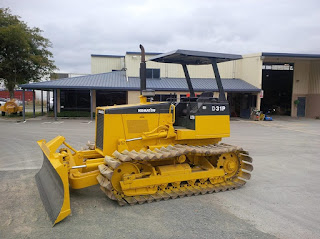 Kontraktor Alat Berat Bulldozer Komatsu Surabaya - Jawa Timur - Indonesia Timur