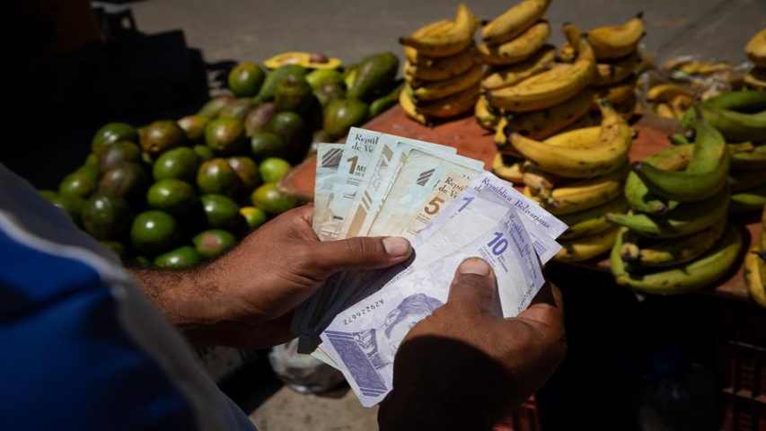 6 de cada 10 venezolanos sufren estrés por situación económica