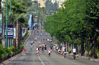 yom kippur bikes tel aviv israel