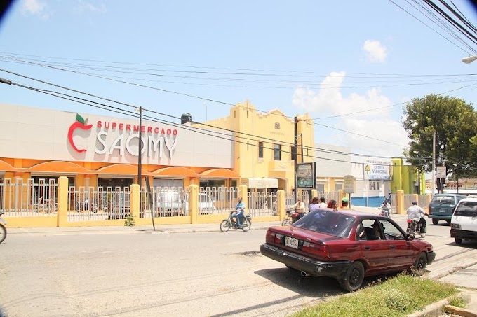 Supermercados Saomy se construye de manera legal y denuncian quieren chantajear empresario Bladimir Araujo Japa