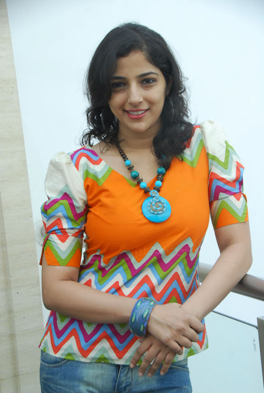Actress Nishanthi Stills Gallery gallery pictures