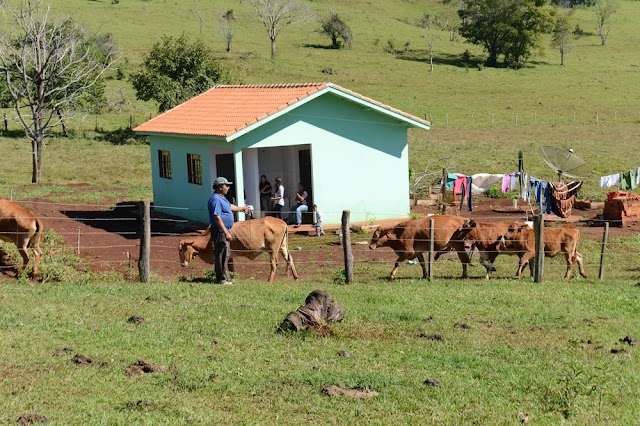 Cohapar inicia tratativas para construção de novas moradias rurais no Paraná