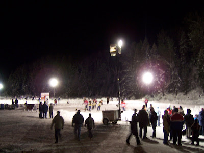 FATKATS GO OUT FOR POND HOCKEY!