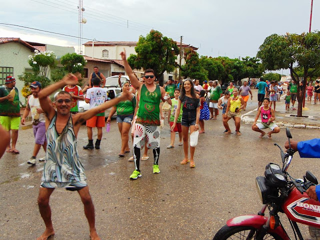 Resultado de imagem para carnaval em ipanguaçu 2017