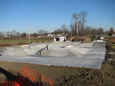 Who Skates Skateparks: Canal Winchester, Ohio flow plaza