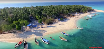 pesona keindahan pulau gili labak di sumenep