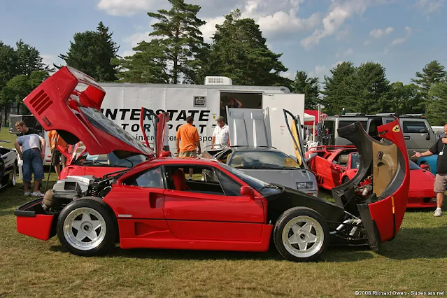 Ferrari F40 / AutosMk