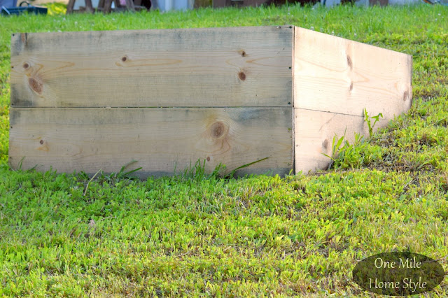 Hillside Garden Boxes - Raised bed gardening on a hill