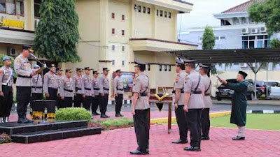 Pimpin Sertijab Kabaglog, Kasat Narkoba, Kapolsek Doro dan Kapolsek Kandangserang, Kapolres Pekalongan Sampaikan ini