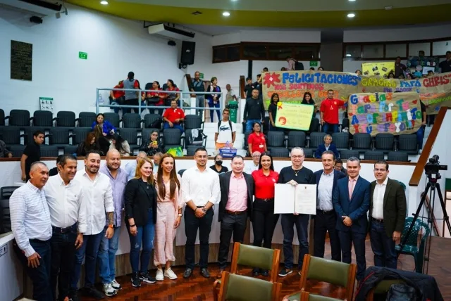 Asamblea de Risaralda exaltó labor social de la fundación Moi Pour Toi