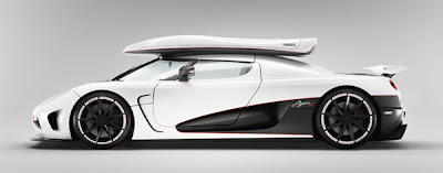 2011-Koenigsegg-Agera-R-side-view