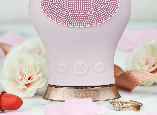 Senssé Pink & Rose Gold Silicone Facial Cleansing Brush Review Lovelaughslipstick Blog